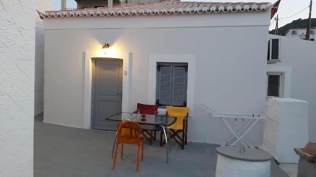 Kas Residence Renovated 2022 Spétses Exterior foto
